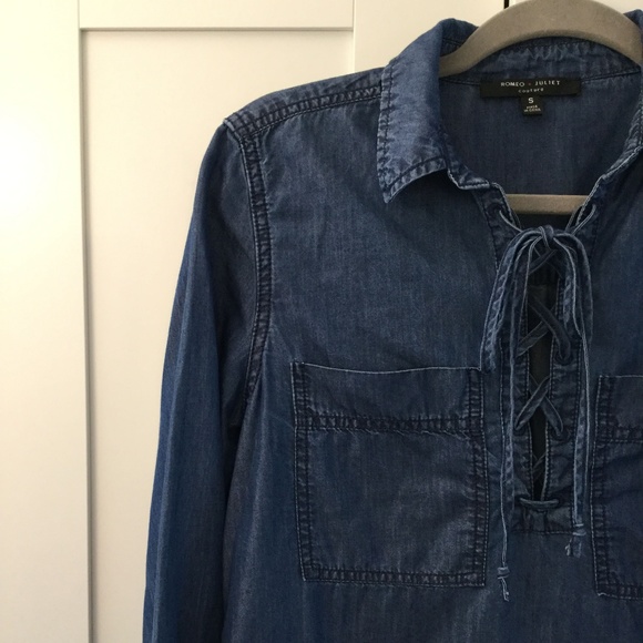 Denim Chambray Lace Up Top - Picture 5 of 6